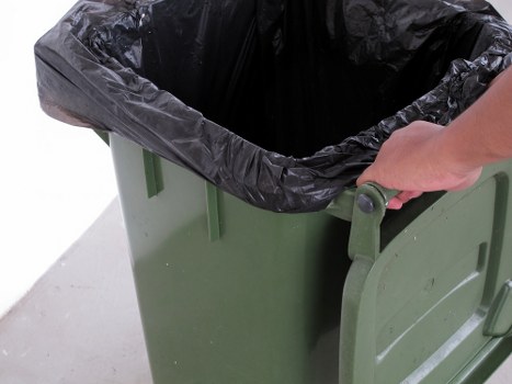 Environmental-friendly waste disposal with Archway skip hire